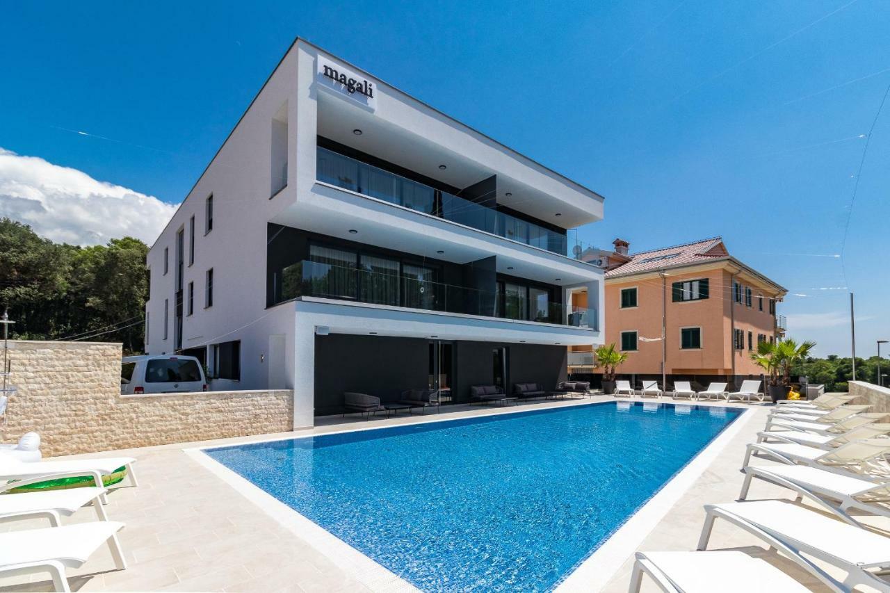 Luxury Apartments Magali 3 โรวีน ภายนอก รูปภาพ