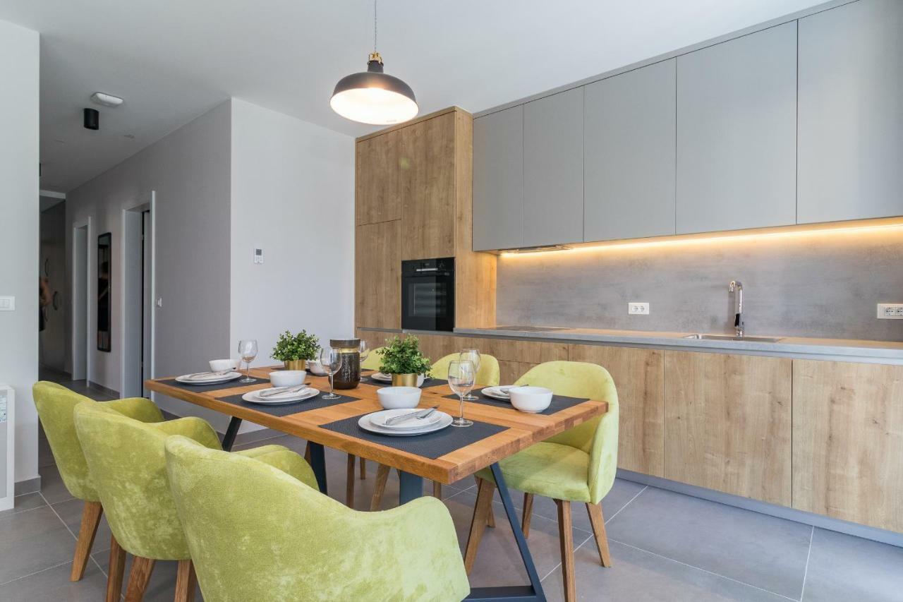 Luxury Apartments Magali 3 โรวีน ภายนอก รูปภาพ