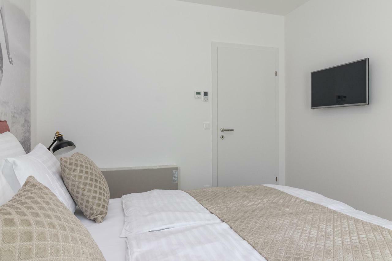 Luxury Apartments Magali 3 โรวีน ภายนอก รูปภาพ