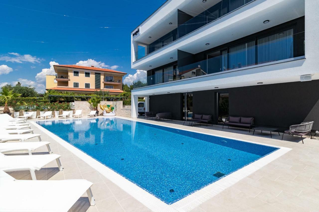 Luxury Apartments Magali 3 โรวีน ภายนอก รูปภาพ